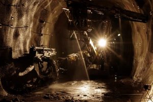 اجرای عملیات اکتشاف سنگ‌آهن در۳ گستره معدنی بزرگ اصفهان