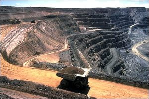 بررسی درخواست واگذاری 11 محدوده معدنی در استان سمنان