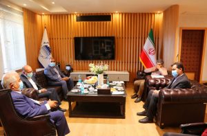 بررسی مشکلات منطقه در ملاقات عمومی نماینده اردکان و مدیر عامل چادرملو با مردم اردکان