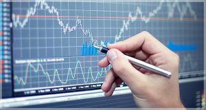 تاثیر قطع برق بر تولید تیر ماه شرکتهای فولادی/ قطع برق و صادرات آهن اسفنجی