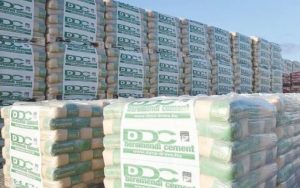 عرضه ۵۷۰ هزار تن سیمان و فولاد در بورس کالا