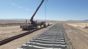 پایان ریل‌گذاری خط‌آهن خاش-زاهدان با ریل ذوب آهن