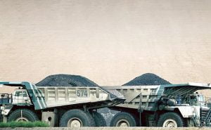 جلوگیری از خام فروشی مواد معدنی در سیستان و بلوچستان ضروری است