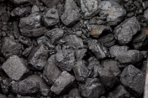 کارگران معدن زغال سنگ چین متعهد به کاهش قیمت شدند