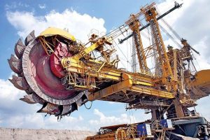 برترین‌های بخش صنعت و معدن تقدیر شدند