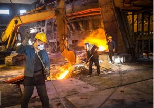 بیش از ۴۳ میلیون تن فولاد خام و محصولات فولادی در کشور تولید شد