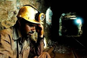 نامه کارگران معدن زغالسنگ گلندرود به مدیرعامل تهیه و تولید/ به مشکلاتمان رسیدگی کنید