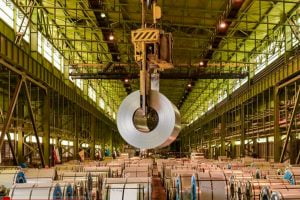 واحدهای ذوب القایی از مهرماه سال گذشته در زیان قرار دارند/ محدودیت‌های ابلاغی مصرف برق کارشناسی نیست