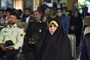 تامین برق صنایع بزرگ وظیفه همه مسئولان است