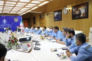 جلسه کمیته عالی حفاظت فنی و بهداشت کار و تقدیر از ایمن کاران نمونه گروه ملی برگزار شد