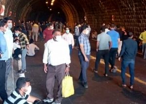 سرنوشتِ نامعلومِ ۱۳۰۰ کارگرِ بیکار شده‌ی معدنِ کرومیتِ آسمینون/ کارگرانی که یک شبه بیکار شدند