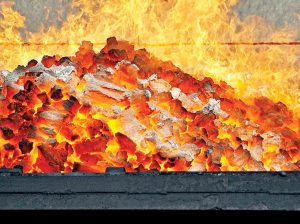 زغال‌‌‌سنگ و قراضه تحت فشار افول فولادسازی