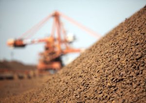 سنگ‌‌‌آهن در بن‌بست املاک چینی