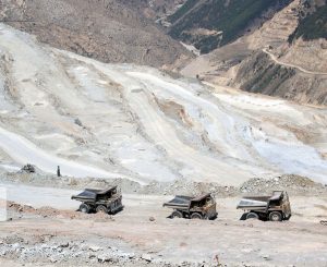 جراحی بزرگ اقتصادی کوچک کردن دولت است / اقدام برای اصلاح قانون معدن