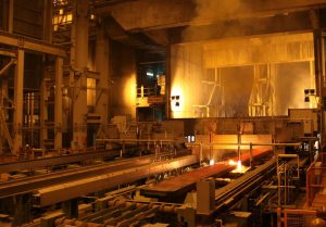 گام‌هایی بلند در تحقق اهداف سالانه شرکت فولاد هرمزگان با ادامه روند صعودی در تولید