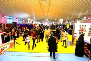 آغاز به کار نمایشگاه عیدانه فولاد خوزستان/ استقبال چشمگیر در روز نخست