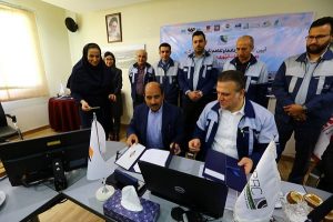 امضای ۳ قرارداد و یک تفاهم نامه معدنی در مرکز تحقیقات فرآوری مواد معدنی ایران