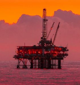 افزایش تقاضای جهانی نفت و خطر کسری عرضه در اوپک