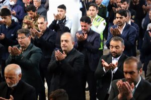 حضور مدیرعامل ذوب‌ آهن در نماز جمعه و راهپیمایی روز قدس