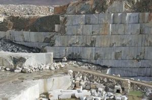 تولید ۸۰ درصدی مرمریت چهارمحال و بختیاری در مجتمع معدنی فلارد
