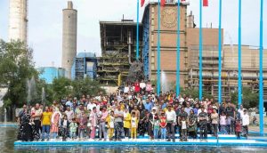 چهارمین برنامــه بازدید خانواده های کارکنان از خط تولید ذوب آهن اصفهان