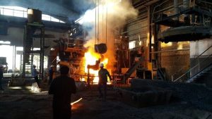 بازگشت به کار برای ۳۰۰ کارگر کارخانه فولاد یاسوج