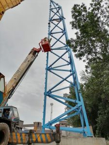 نصب اولین پایه پروژه دیوار توری در شرکت فولاد خوزستان  