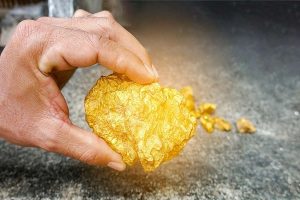 چه آینده‌ای در انتظار طلا در ۲۰۲۴ خواهد بود؟
