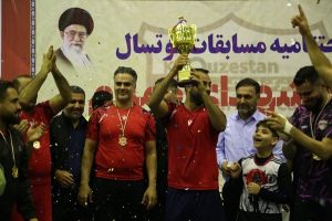 گزارش تصویری فینال مسابقات فوتسال کارکنان شرکت فولاد اکسین خوزستان در جام شهدای گمنام