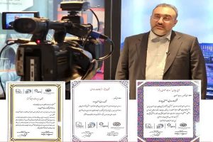 اعطای نشان برتر مدیر ارشد ارتباط گستر به مدیرعامل چادرملو