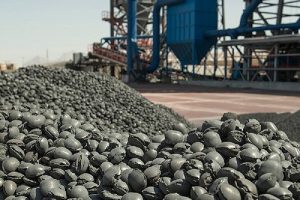 ۶۷۷ هزار تن گندله سنگ آهن در بورس کالای ایران