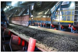 فروش ۱۹۰هزار تن آهن اسفنجی فولاد خوزستان به صورت بلندمدت/ برنامه ریزی بدون دغدغه تولید از مسیر بورس کالا
