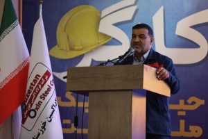 کارگران فولاد اکسین ثابت کرده‌اند در عمل به فرمایشات مقام معظم رهبری پیشرو هستند / همه روزهای سال، “روز کارگر” است