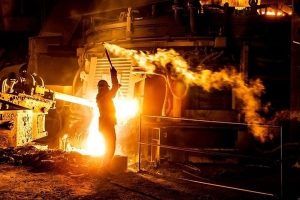 کاهش ۶ میلیاردی درآمد فولاد کاویان در تیرماه امسال