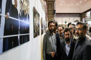 نمایشگاه عکس “هشت سفر” با حضور خانواده‌ی شهیدجمهور
