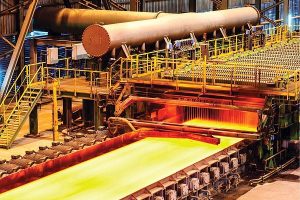 بررسی اثرات الزام بازگشت ۱۰۰ در‌صدی ارز حاصل از صادرات فولاد به دولت