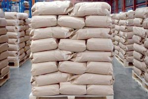 علت نایاب شدن و نوسانات قیمت سیمان تحرکات دلالان است