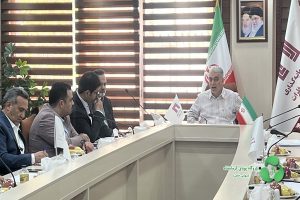 شروع پرقدرت نیروگاه خورشیدی کرمانشاه با حمایت دکتر سعدمحمدی از مهندس شریفی