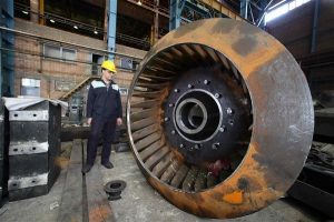 نیروی انسانی مجرب و كارگاه های ساخت مجهز ذوب آهن در مسیر بومی سازی