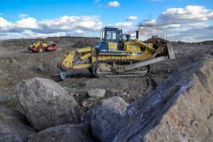 نقش بخش معدن در تامین مواد اولیه حیاتی تولید خودروهای الکتریکی