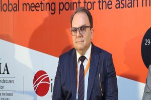 حفظ صادرات در شرایط فعلی باید جزء اولویت کشور باشد