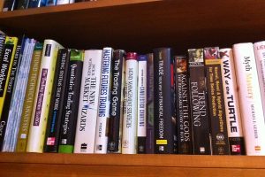 بهترین کتاب ها برای یادگیری فارکس؛ معرفی منابع معتبر برای معامله‌گران!