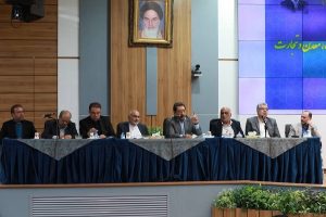 عزم وزیر صمت برای تامین سهم تولید و صنعت از حامل‌ های انرژی و تغییر نوبت قطع برق صنایع