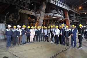 نشست همكاری های تجاری ذوب آهن اصفهان و آفریقا