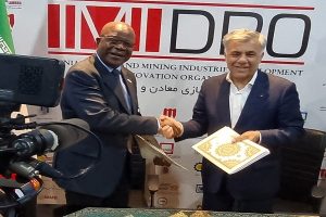 تفاهم‌ نامه همکاری زمین‌ شناسی ایران و زیمباوه به امضا رسید