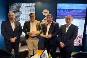 امضای اولین تفاهم‌ نامه فروش تولیدات شرکت چادرملو در کشور عراق