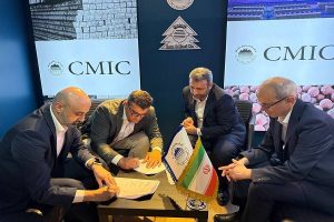 امضای تفاهم‌ نامه صادراتی سودآور در “فولاد سرمد” (زیرمجموعه شرکت تجلی و چادرملو)