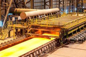 پیامد محدودیت‌ ۹۰ درصدی دوهفته‌ ای فولادی‌ ها، چرخه‌ی صنایع کشور را از کار می‌اندازد