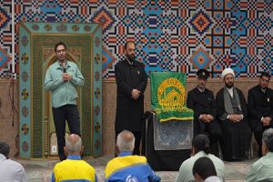 با موفقیت از موانع و مشکلات عبور خواهیم کرد