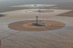 هند با پارک انرژی تجدیدپذیر عظیم در گجرات ، پیشتاز انرژی پاک در آسیا شد